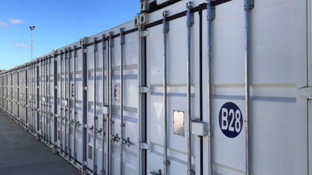 Self Stockage yH5BAEAAAAALAAAAAABAAEAAAIBRAA7