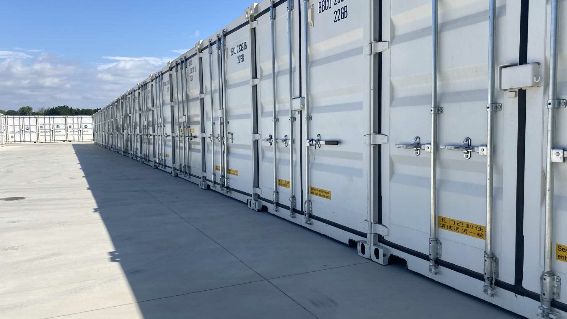 Self Stockage yH5BAEAAAAALAAAAAABAAEAAAIBRAA7