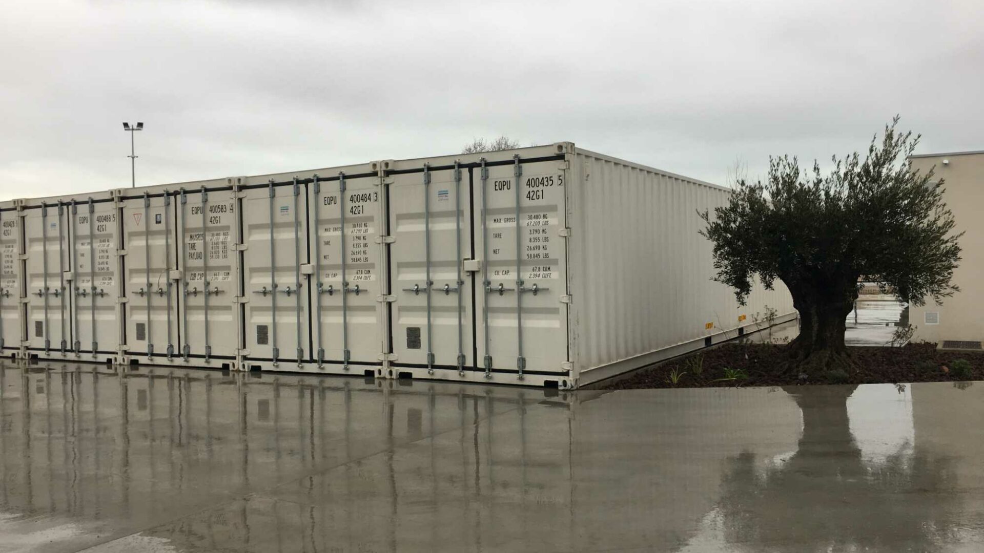 Self Stockage yH5BAEAAAAALAAAAAABAAEAAAIBRAA7